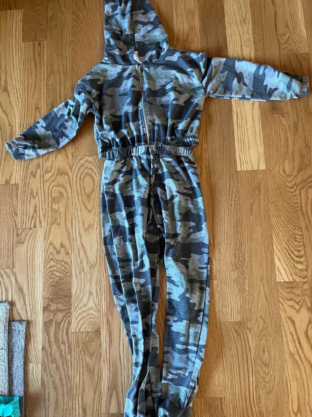 Love Squared Girl Kids Hooded 2-piece Zip up Sweatsuit Lounge Pants Size 10